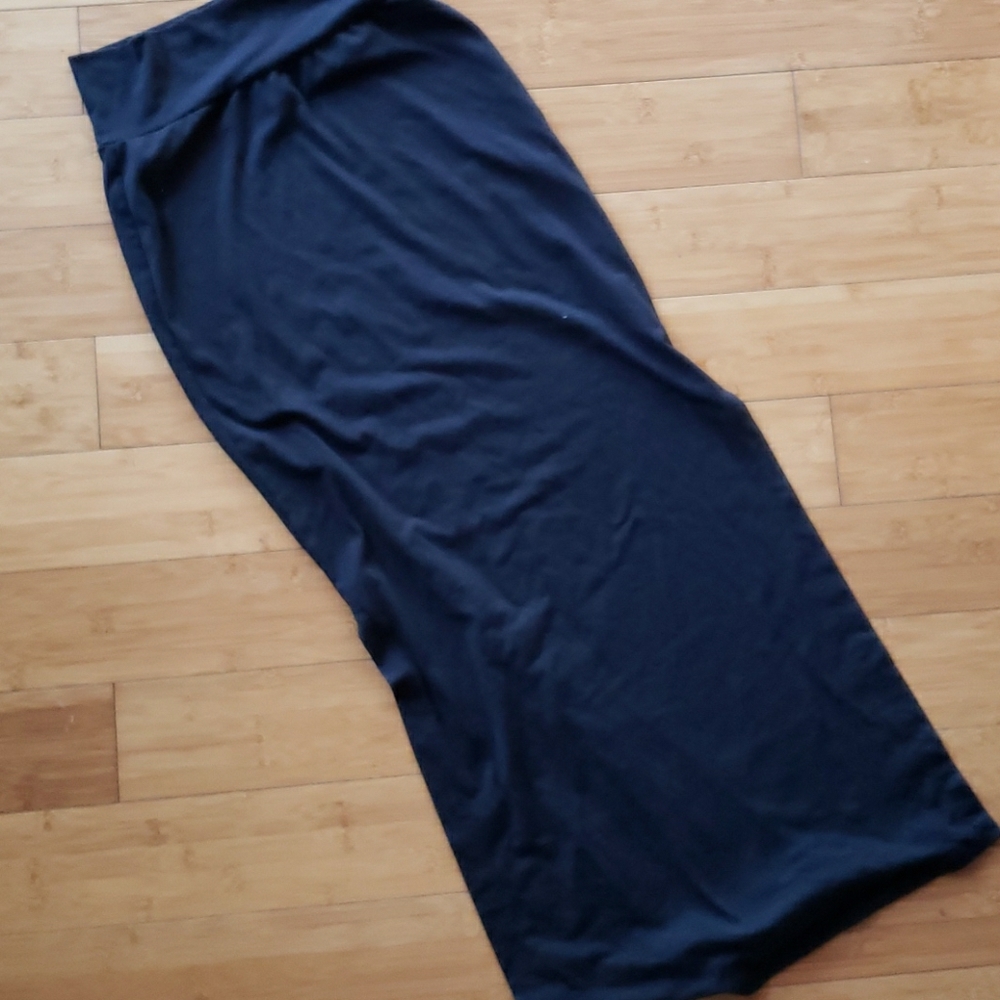 Lily rose black maxi skirt small